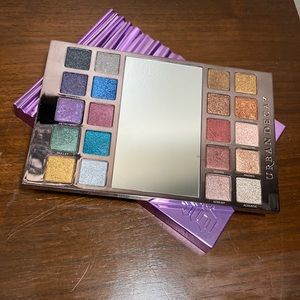 URBAN DECAY - Heavy Metals Metallic Eyeshadow Palette